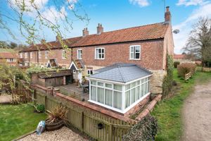 Side elevation- click for photo gallery